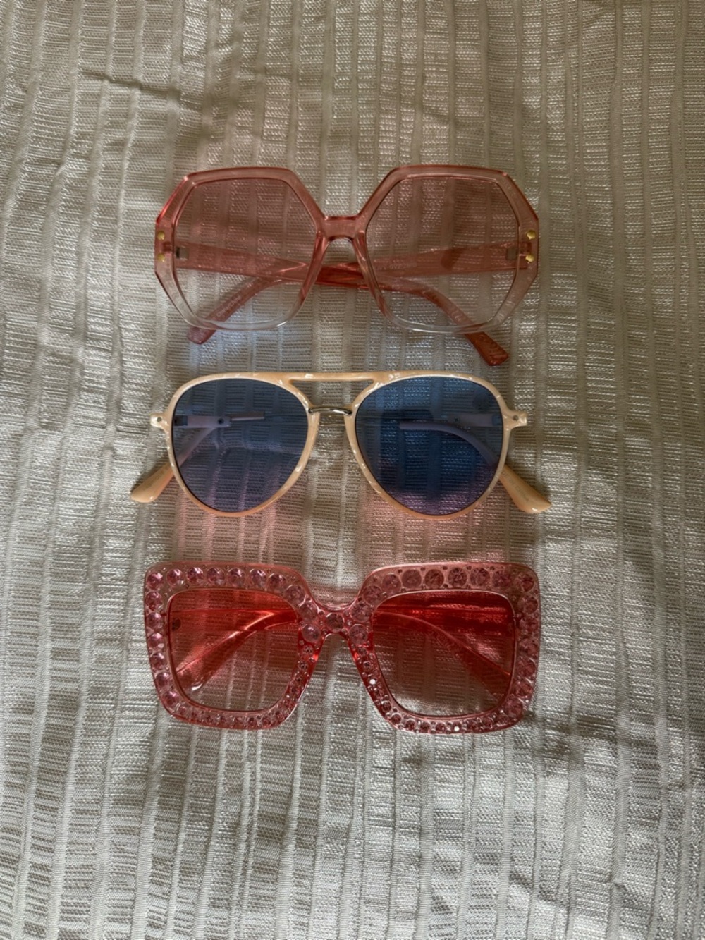 Set of 3 Fashion Sunglasses - Pink & Blue Tones
